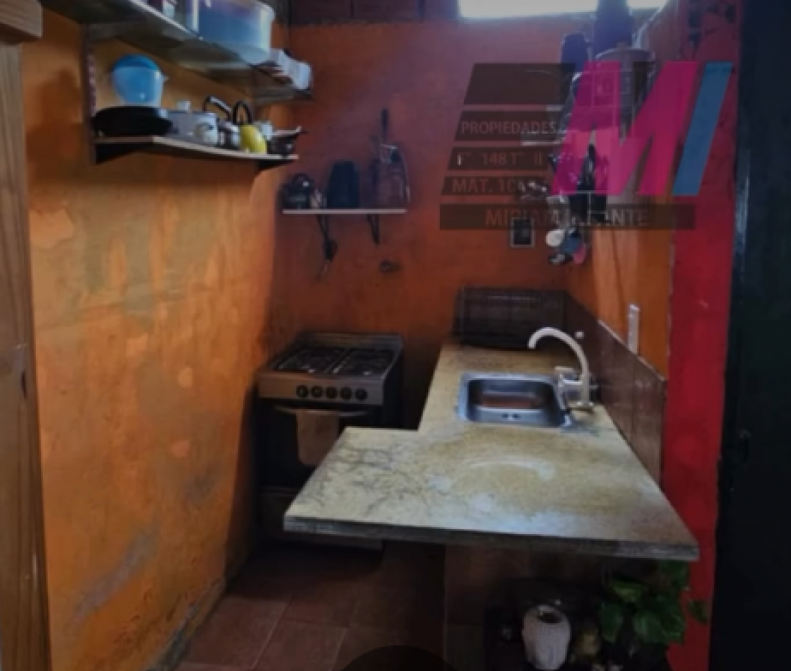 CASA EN VENTA 3 AMBIENTES 