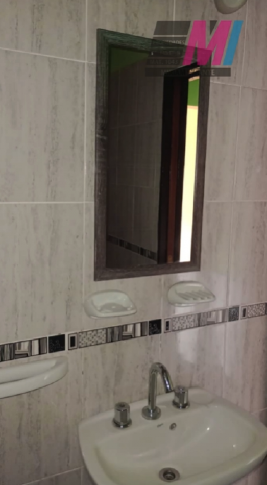 Departamento de 2 ambientes en alquiler en Solano