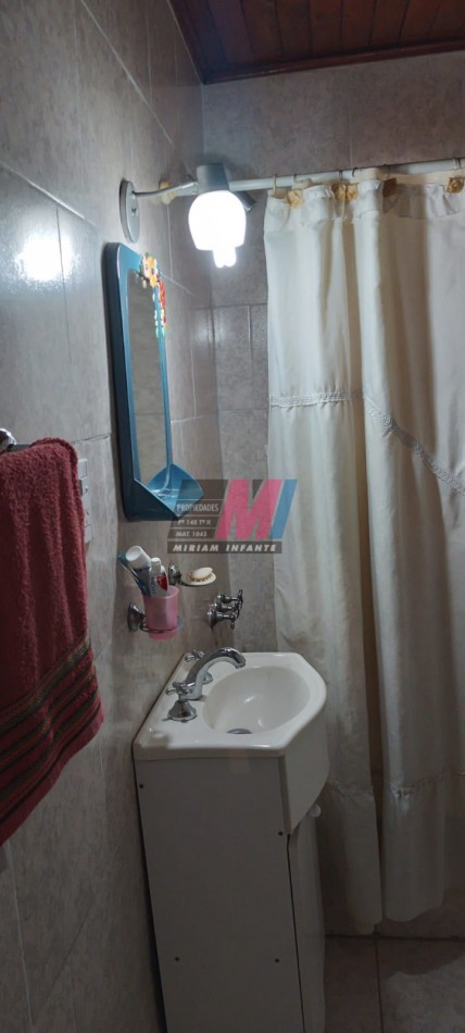 VENTA PH BERNAL EXCELENTE ESTADO TRES AMBIENTES