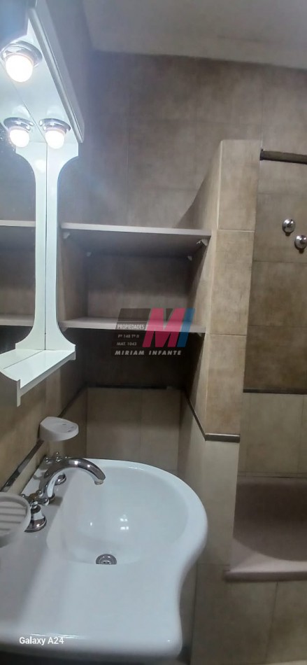 Departamento de 3 ambientes en alquiler en Solano