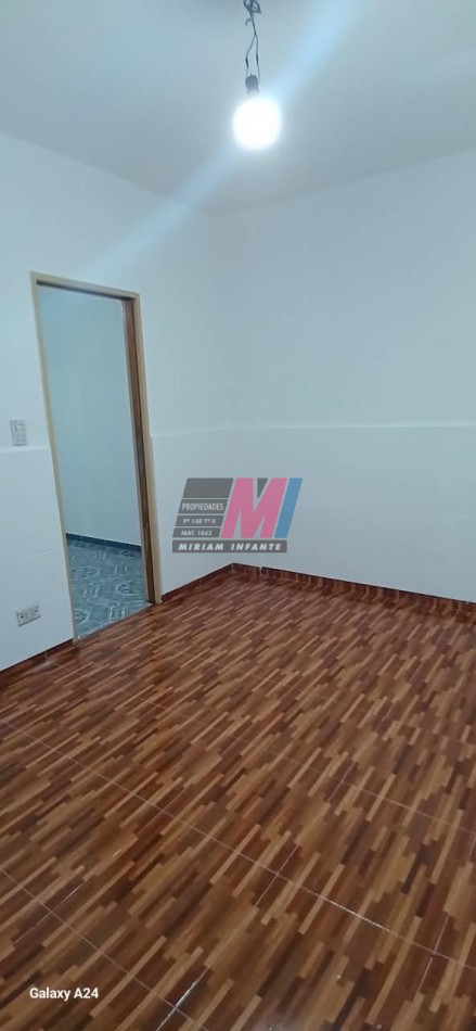 Departamento de 2 ambientes en alquiler en Solano