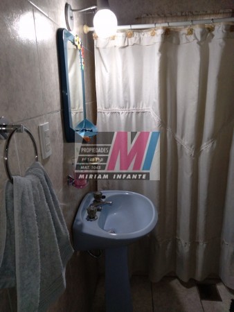 VENTA PH BERNAL EXCELENTE ESTADO TRES AMBIENTES