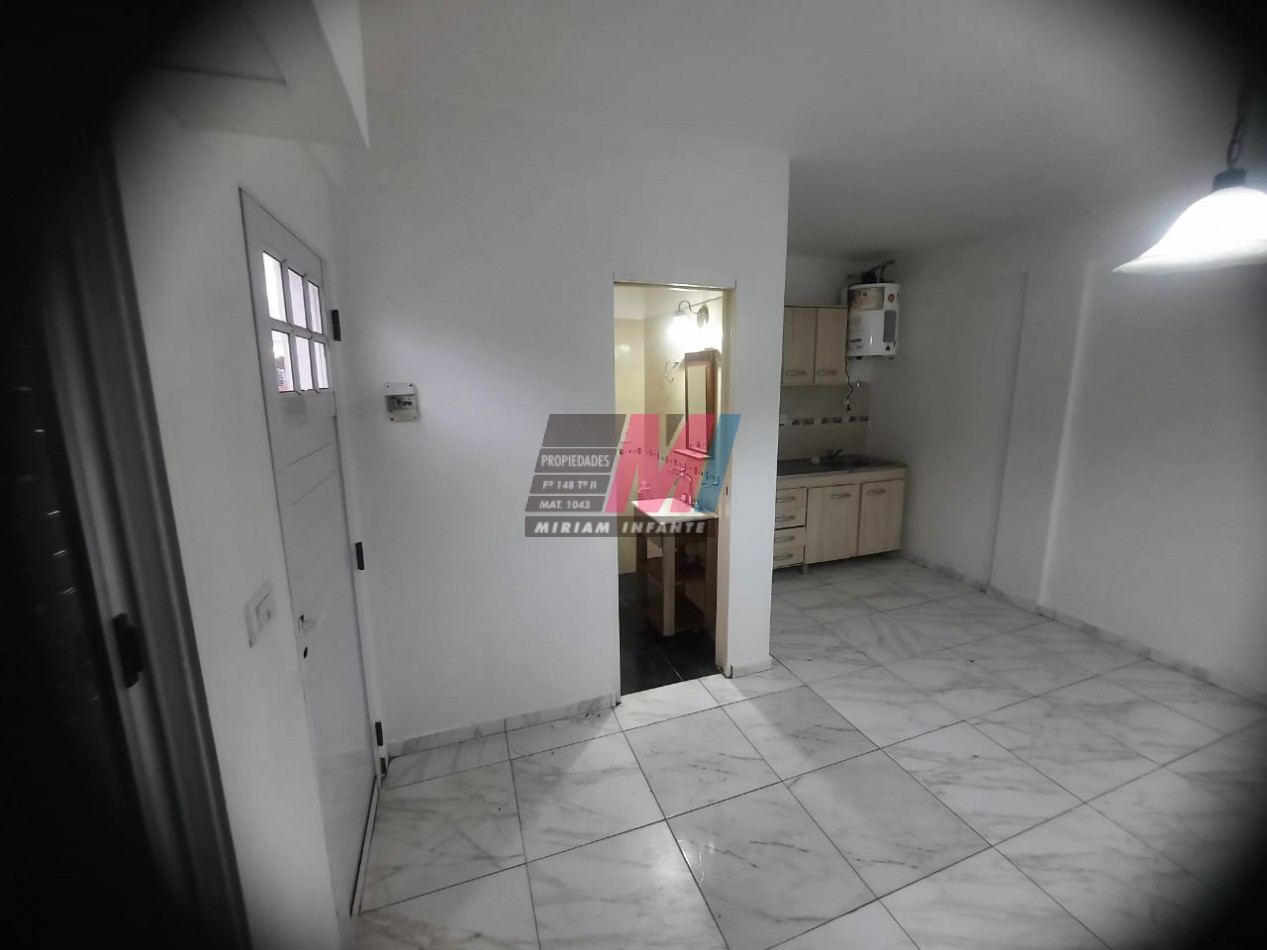 Casa de 3 ambientes en alquiler
