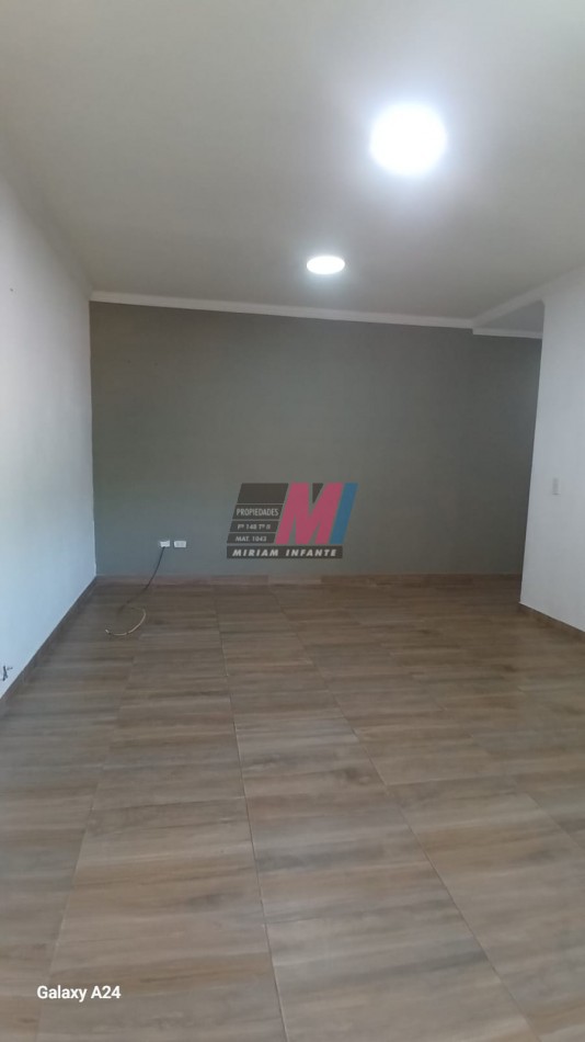 Departamento de 3 ambientes en alquiler en Solano