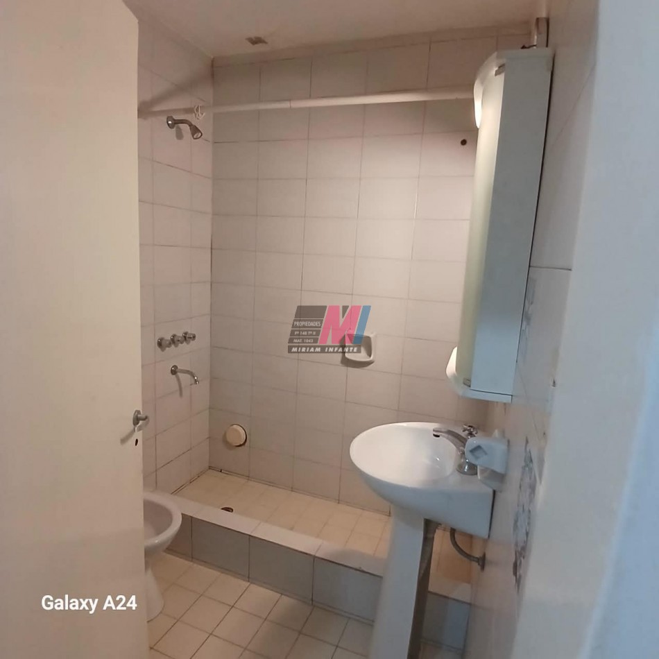 Departamento de 2 ambientes en Wilde