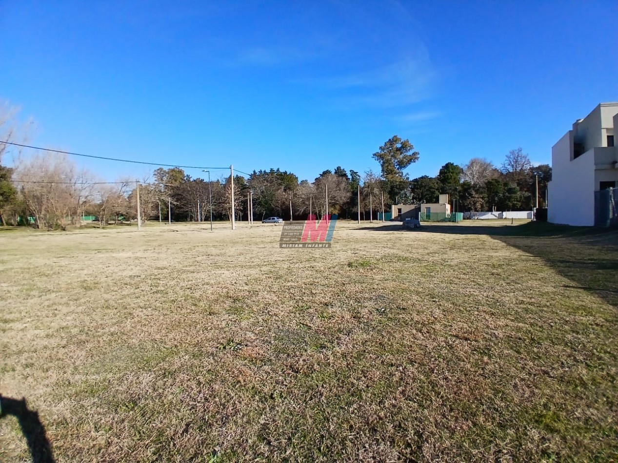 Lote en venta en Villa Elisa