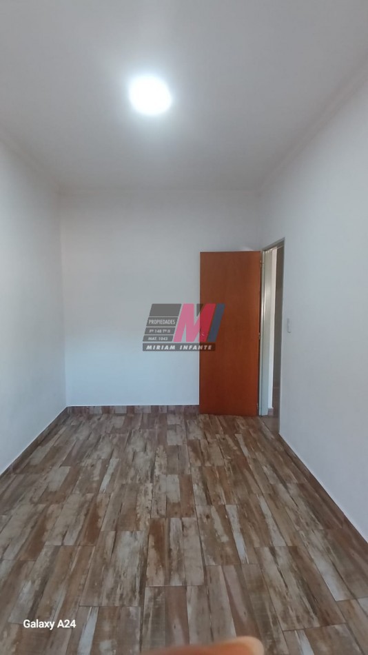 Departamento de 3 ambientes en alquiler en Solano