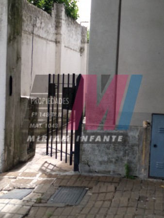 VENTA PH BERNAL EXCELENTE ESTADO TRES AMBIENTES