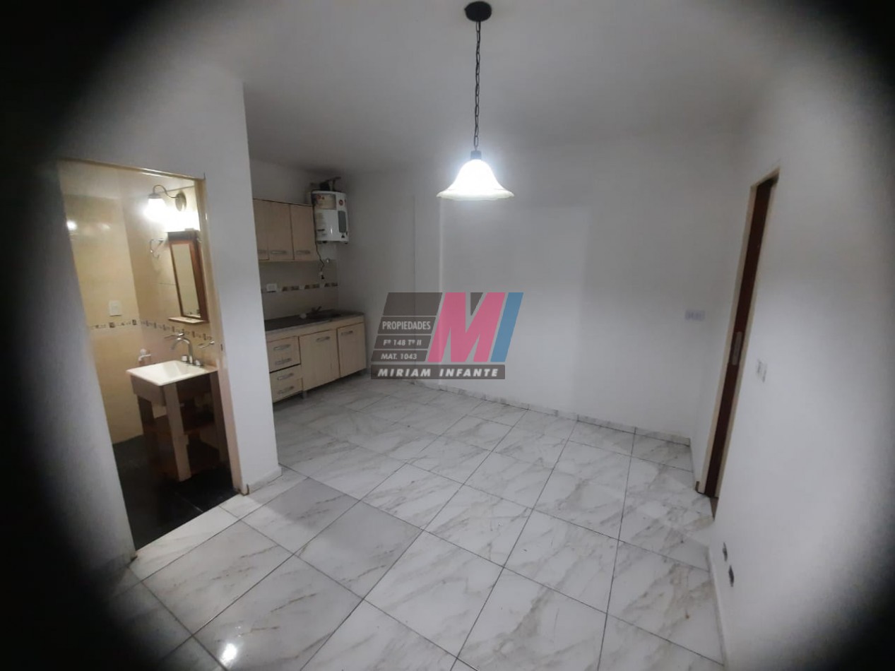 Casa de 3 ambientes en alquiler