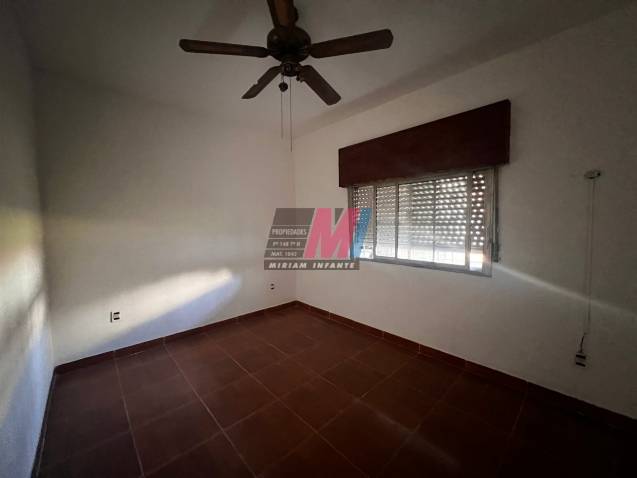 Casa + departamento en venta en Solano